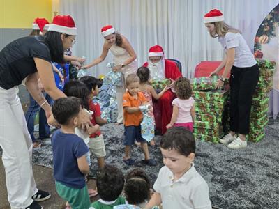 Foto da Notícia: Mais de 200 crianças recebem brinquedos entregues pela OAB-MT 