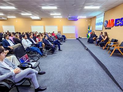 Notícia destaque: OAB-MT encerra comemorações com capacitação e lançamento de livros